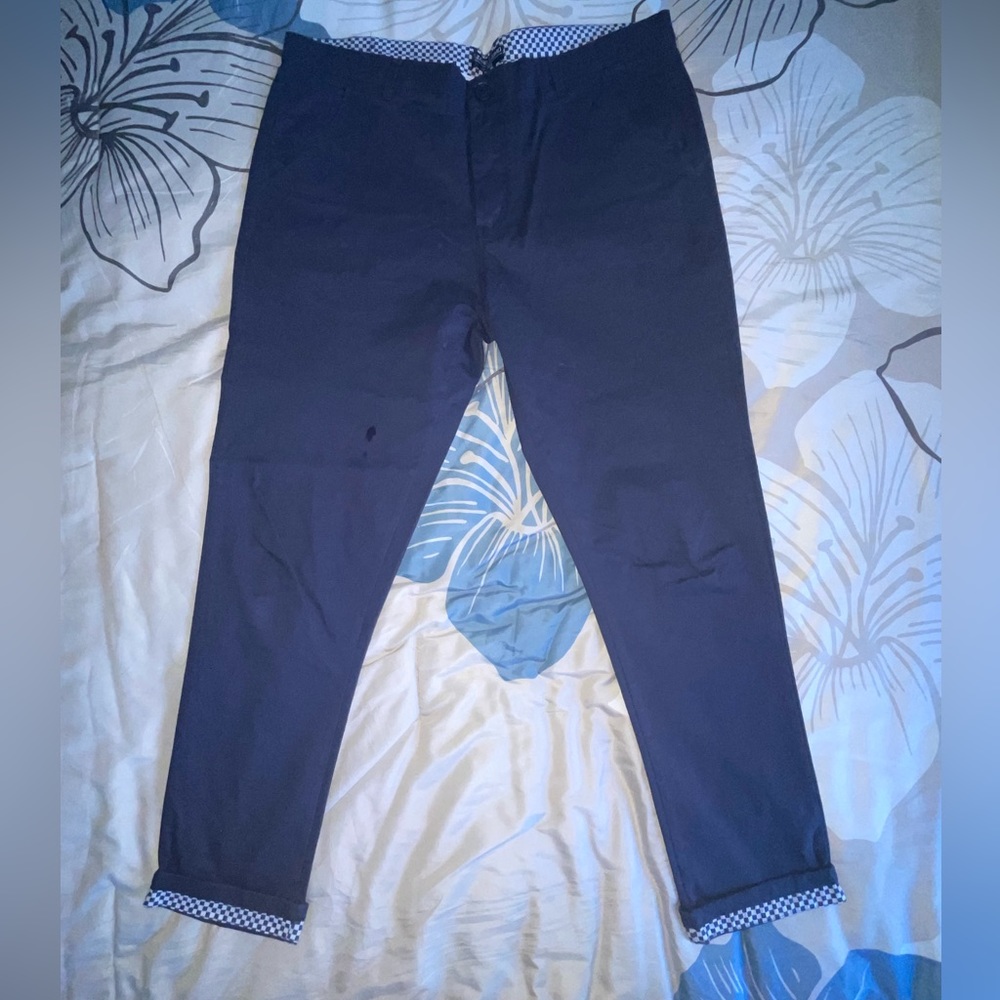 Men’s chino pants size 40